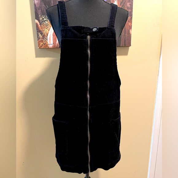 Forever 21 Dresses & Skirts - Forever 21 Black Corduroy Skirt Jumper